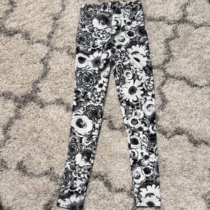 Topshop Ultra High Rise Floral Black and White Leggings